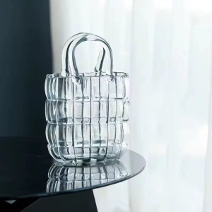 Vaza de sticla design geanta L transparenta 28x18 - Img 6
