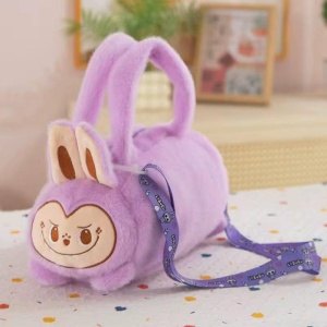 Geantă pluș Labubu pentru copii – 21 x 15 cm - Img 3