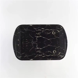 Tava din plastic dur, 33x22,5 cm , model marmura neagra cu alb efect lucios