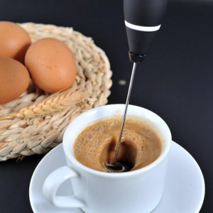 Mini Mixer cu acumulator incorporat cu 2 teluri interschimbabile, 3 trepte de viteza pentru a face spuma de lapte la cafea si amestecare - Img 6