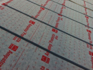 Ampatop Protecta plus, 75m², 150cm × 50m - Membrană de acoperiș 200 g/mp, cu benzi adezive integrate, pentru acoperisuri cu panta incepand cu 10 grade - Img 5