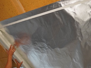 Ampatex A primo plus, 1,2 m x 35 m, 42 m² - Barieră de vapori incombustibilă A2-s1,d0, Sd 50 m, cu benzi adezive integrate, pentru izolații insuflate, acoperiș și pereți - Img 2