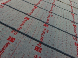 Ampatop Protecta plus, 25m², 150cm × 16.7m - Membrană de acoperiș 200 g/mp, cu benzi adezive integrate, pentru acoperisuri cu panta incepand cu 10 grade - Img 5