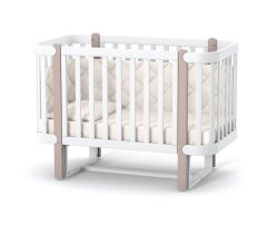 Бебешка кошара БЯЛО/КАПУЧИНО + Колелца