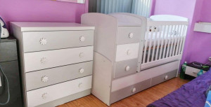 БЕБЕШКА КОШАРА НИА БЯЛ+СИВ И СКРИН ГЕРИ БЯЛ+СИВ