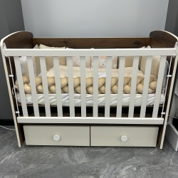 Бебешка кошара Тони 60/120 с подвижна решетка дъб масима + крем