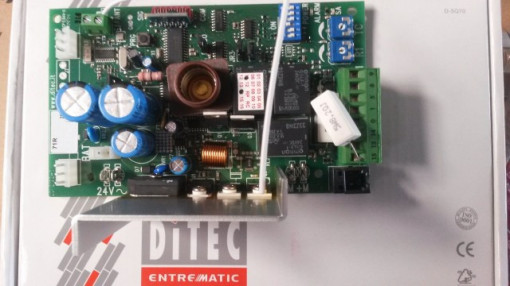 Cuadro Electrónico 671 R