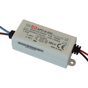 202233.295 - Drive CC Led Mean Well IP42 8-16Vdc 500mA APC-8 - Quant. fornecida = 1 un