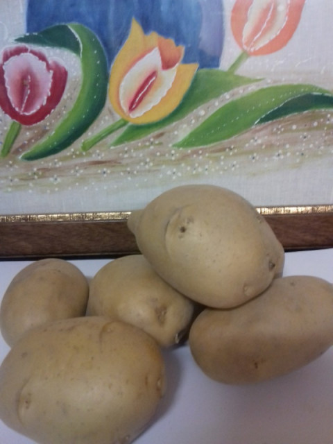 Batata branca de Trás-Os-Montes (preço por 500g)