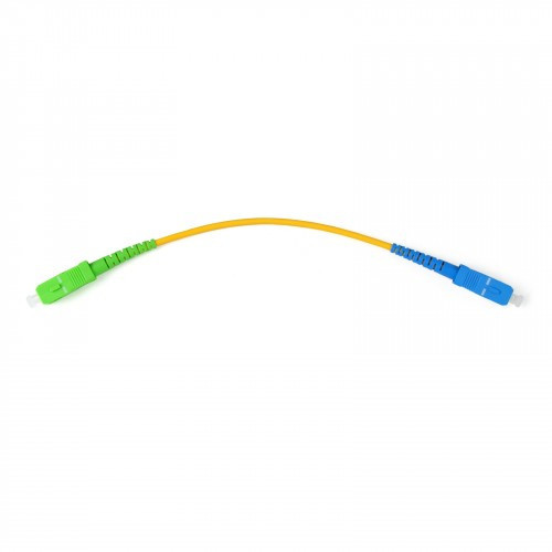 Chicote de fibra óptica pré-conectorizado APC-UPC, monomodo (SM), LSFH de interior - 0.2m