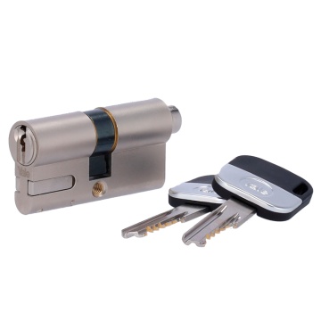 Cilindro de embrague doble ajustable - Anti-chorro, lock-cosecha e perforación - Adaptar a YALE-LINUS-L2 - Sistema de cordillón 6 patas - Dimensiones de 30 x 30 mm a 60 x 65 mm - Incluir 2 llaves físico