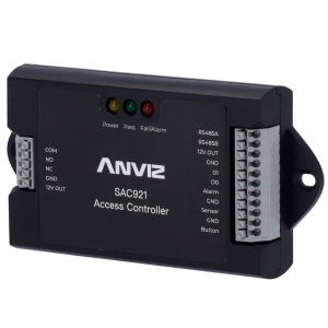 Controlador de acceso - Tarjeta o PIN - 1 puerta | Comunicación TCP/IP y WiFi - 1 lector para Wiegand | 2 lectores para OSDP - Sin caja | PoE - Software estándar CrossChex