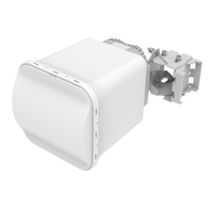 Tachyon Networks TNA-AK-S-45 Scanning Kit. - Ganho de antena de 30 dBi para longo alcance. - Intervalo de beam-steering de 45° x 5° para maior precisão. - Suporta um EIRP máximo de até 50 dBm. - Design modular para unidade base TNA-303X. - Dimensões de 18