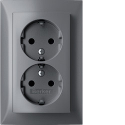 47591404 - S.1/B.x - Schuko x2 monob.obtur, alumbre mt HAGER Ean:4011334451600