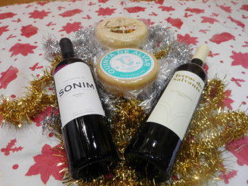 Gold Cabaz - Wines and Cheese