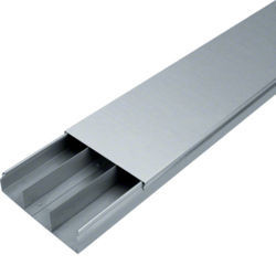UK190483 - Metal Gutter 48x190 3 Comp. Hager EAN: 4012002238523