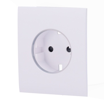 Cobertura central para ficha inteligente e tipo F - Compatível com AJ-OUTLETCORE-SMART - Indicador LED do estado da tomada e do consumo de energia - Botão tátil para controlo manual - Feedback LED - Cor branco