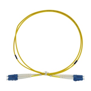 Cabo de ligação de fibra ótica - Fibra monomodo G657A2 de alto desempenho - Conectores LC UPC no formato dúplex - Comprimento exato de 1 metros - Revestimento exterior LSZH seguro - Compatibilidade de utilização genérica