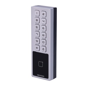 Controlo de acesso IP65 IK08 - Cartão EM e PIN - 3.000 utilizadores | 100.000 registos - TCP/IP, WiFi, RS485 e Wiegand - Controladora integrada - iVMS-4200 | Hik-Connect