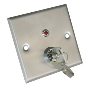 Pulsador com chave - Indicador LED - Testado 500.000 utilizações - NO/NC/COM/TAMP/LED | Montagem embutida ou à superfície - Dimensões 86 (A) x 86 (L) x 20 (P) mm - Fabricado em aço inoxidável