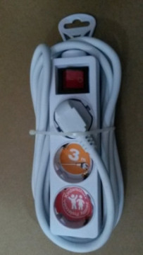 Extensão de 3 tomadas SCHUKO com interruptor e cabo 3M 1,5 mm