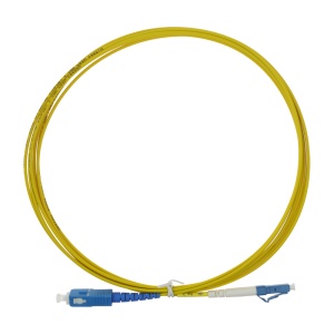 Cabo de ligação de fibra ótica simplex - Fibra monomodo OS2 G657A2 de alto nível - Conectores híbridos LC UPC e SC UPC - Comprimento exato de 3 metros - Revestimento exterior LSZH de cor amarela - Compatibilidade de utilização genérica e universal