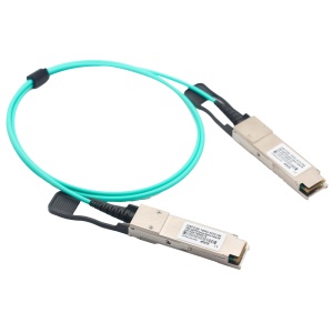 Cabo de ligação direta QSFP28 ativo - Velocidade de transmissão de dados até 100Gbps - Módulos QSFP28 integrados em ambas as extremidades - Ideal para Empilhamento entre Switches - Comprimento físico do cabo de 5 metros - Cabo ótico de alta eficiência