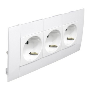EFAPEL - 45243CBR TRIPLA Tom Schuko Mod L75 - 6 White Mód - 5603011580322