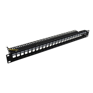 Panel a Rack 19" 1U, Hasta 24 conectores "RJ45" con apoyo de cable. Compatible con UTI/Ftp