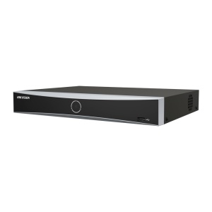 Gravador NVR Hikvision 8 Gama CH IP PoE PRO - 8 CH PoE IEEE 802.3af/at 75 W max - Resolução máxima 12 Mpx - AcuSearch | AcuSense | Reconhecimento facial - AcuSeek, pesquisa baseada em texto - Áudio | Alarmes | 1 HDD