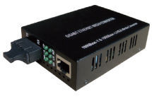 LM -CM1000SSTM55 - ST Duplex Medium Converter 10/100/1000 mm gegenüber UTP 500 m 850 nm Lightmax