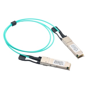 Cabo de ligação direta QSFP+ ativo - Velocidade de transmissão de dados até 40Gbps - Módulos QSFP+ integrados em ambas as extremidades - Ideal para Empilhamento entre Switches - Comprimento físico do cabo de 1 metros - Cabo ótico de alta eficiência