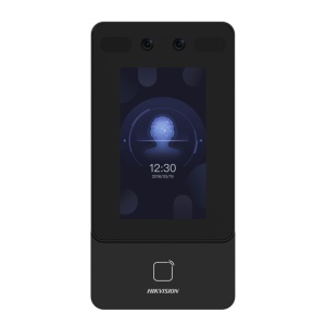 Controlo de acesso e presença PoE IP65 - Reconhecimento facial, cartão MF DESFire, código QR e PIN - 1.500 utilizadores | 150.000 registos - TCP/IP, WiFi, USB, RS485 e Wiegand - 4.3" Ecrã TFT sensível ao toque | Controlador integrado - iVMS-4200 | Hik-Con