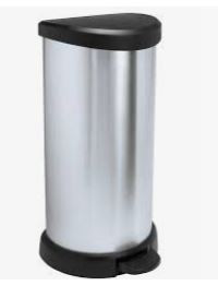 IML metal bucket with 40L pedal closure