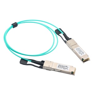 Cabo de ligação direta QSFP+ ativo - Velocidade de transmissão de dados até 40Gbps - Módulos QSFP+ integrados em ambas as extremidades - Ideal para Empilhamento entre Switches - Comprimento físico do cabo de 30 metros - Cabo ótico de alta eficiência