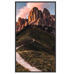 Monitor de alto brillar SAFIRE 86" - Válido a ambiente de Digital Señalización - Resolución 3840x2160 - Brillar 3500 Liendre - Operación 24/7 - Guía horizontal e vertical