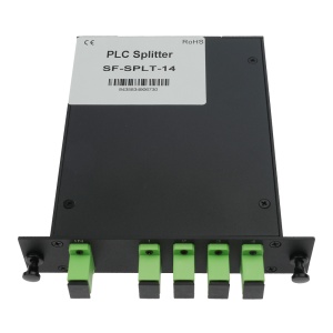 Splitter óptico PLC de alta precisão - Configuração 1x4 (1 entrada, 4 saídas) - Fibra monomodo G657A2 de alto desempenho - Conectores SC APC de baixa perda integrados - Formato em cassete modular, compacto e robusto - Superfície exterior protegida, na cor