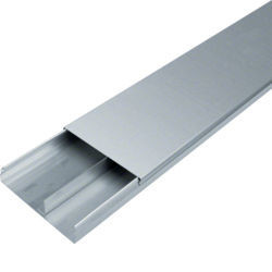 UK190382 - Metallic Gutter 38x190 2 Comp. Hager EAN: 4012002238493
