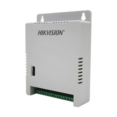 ¿Qué es la fuente de poder regulada HIKVISION DS-2FA1205-C8/K y para qué sirve?
