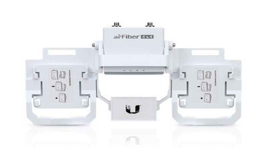 Ubiquiti: AF-MPX4 Multiplexor MIMO 4x4 para equipos airFiber X