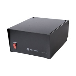 ASTRON RS-7A Fuente de Poder 13.8 Vcc 7 A 96.6 W Entrada 115 Vca Regulacion Electronica Disipador de Calor