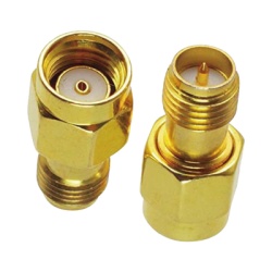 EPCOM TITANIUM TT-SM-0021 Adaptador-Extension de SMA Macho Inverso a SMA Hembra Inverso Oro/ Oro/ Teflon