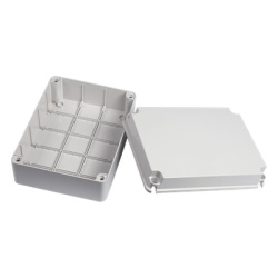 PRECISION PST-1924-E Gabinete de Plastico IP55 (190 X 240 X 95 mm). Proteccion EMI. Para Instalaciones Comerciales Residenciales e Industriales. Incluye Tornilleria para su Tapa.
