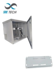 SBE TECH SBE-FRT9UR + SBE-SOPFTRT - Gabinete Exterior 19" 9UR con Herraje de Fijación para Pared, Torre o Poste / Con pintura electrostática RAL7035