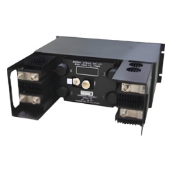 CELWAVE WIJD862-08S Combinador de RF / 851-869 MHz / 8 Canales / IP67 / -40°C a +70°C / 5.9 x 3.1 x 1.4 in