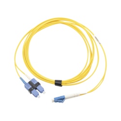 SIEMON FJ2-LCUSCUL-05 Jumper de Fibra Optica Monomodo (OS2) XGLO LC/UPC-SC/UPC Duplex OFNR Color Amarillo 5 Metros (16.40 Pies)