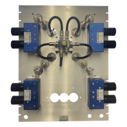 TELEWAVE INC M108-450-4TP Combinador en Panel para Rack 19" 400-512 MHz 4 Canales (8" Diam.) 250 kHz 100/150 Watt N Hembras.