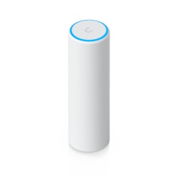 UBIQUITI U7-MESH Punto de Acceso WiFi 7 / Dual Band / Uplink 2.5 GbE / Cobertura 140 m² (1,500 ft²) / 200+ Clientes / IPX6 / Mesh