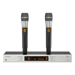 HIKVISION DS-QAPMKHC2-2U Sistema de Micrófono Inalámbrico UHF / 2 Canales / 2 Micrófonos de Mano / Frecuencia 821-942 MHz / Alcance 100 m (328 ft) / True Diversity / Sincronización Infrarroja / Salida XLR Balanceada y 6.35 mm