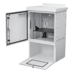 HOFFMAN ECL907060PB Gabinete Para Exterior OSP ComLine de 18 UR con espacio para Baterias 700 mm de Ancho 600 mm de Profundidad De Aluminio Color Gris Claro Con Proteccion NEMA 4/12/4X/3/3R; IP66